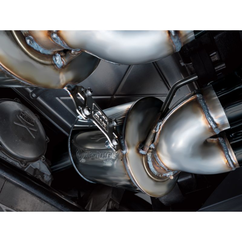 AWE Tuning 09-13 Chevrolet Corvette 6.2L Touring Edition Axle-back Exhaust w/ Diamond Black Tips
