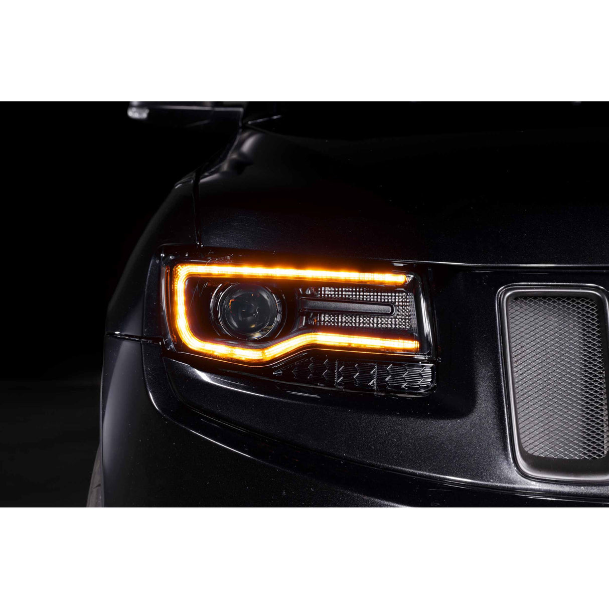2014-2022 Jeep Grand Cherokee - Morimoto XB LED Headlights (Gen 2)