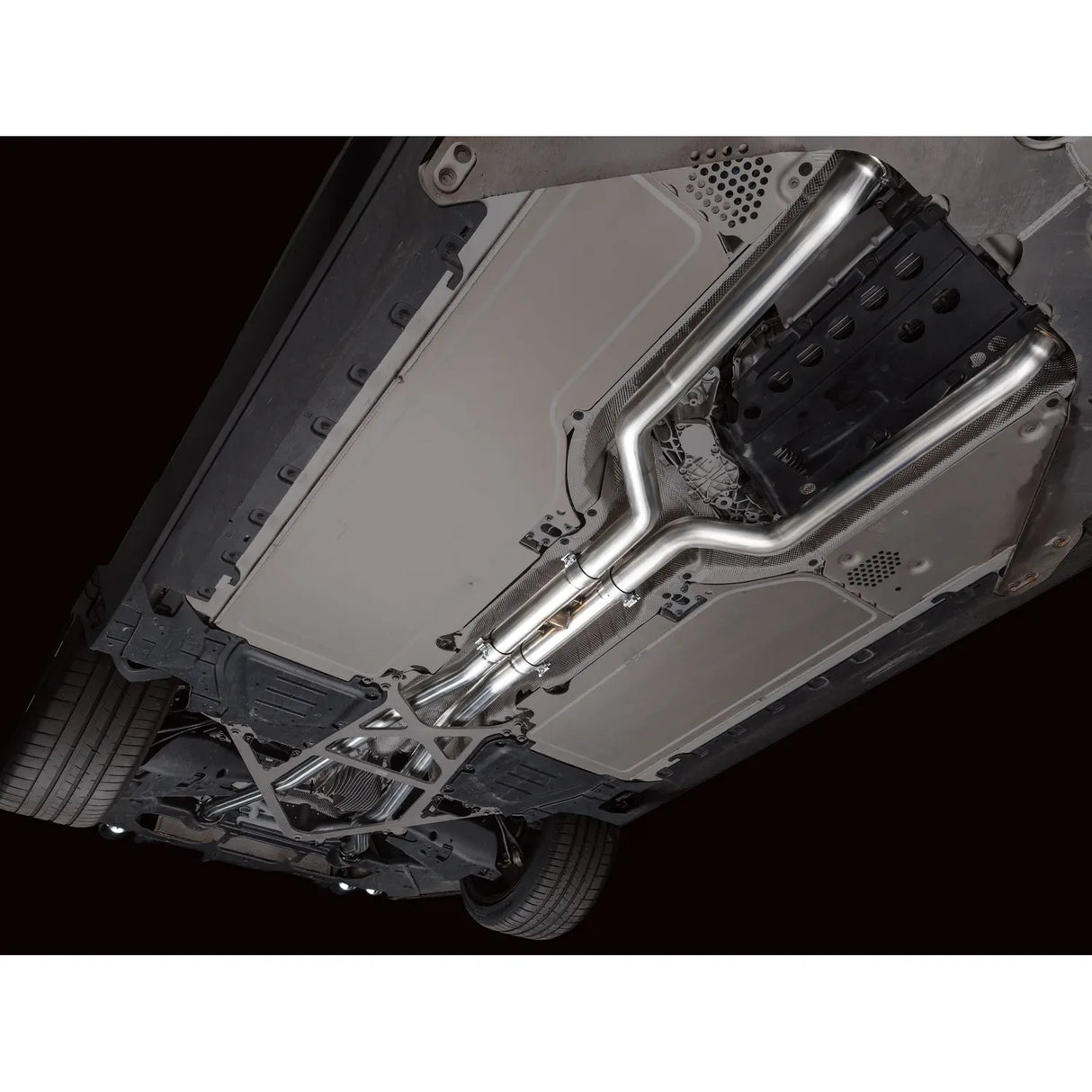 AWE BMW G90/G99 M5 Touring Edition Catback Exhaust - Chrome Silver Tips