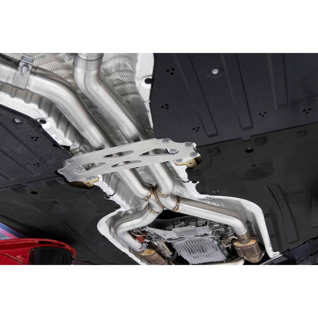 Dinan G87 M2 Experience Package by Dinan G87-M2-E-GBGA