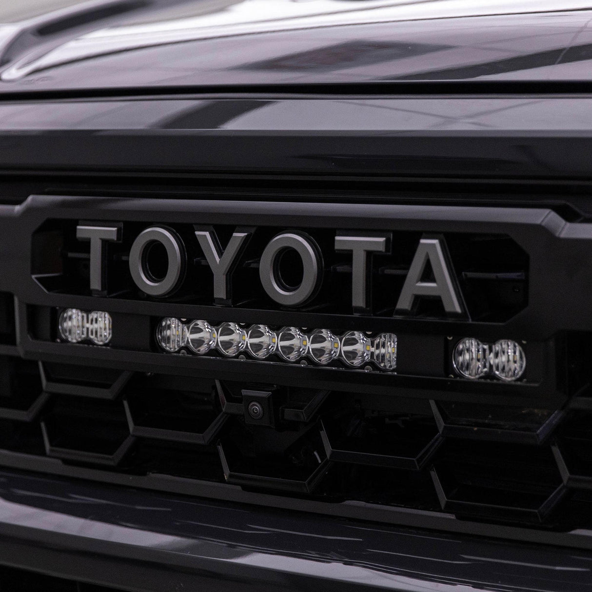 Baja Designs 2024+ Toyota Tacoma (Incl. TRD Pro) 10in S8/S2 Pro Grille Kit - Clear