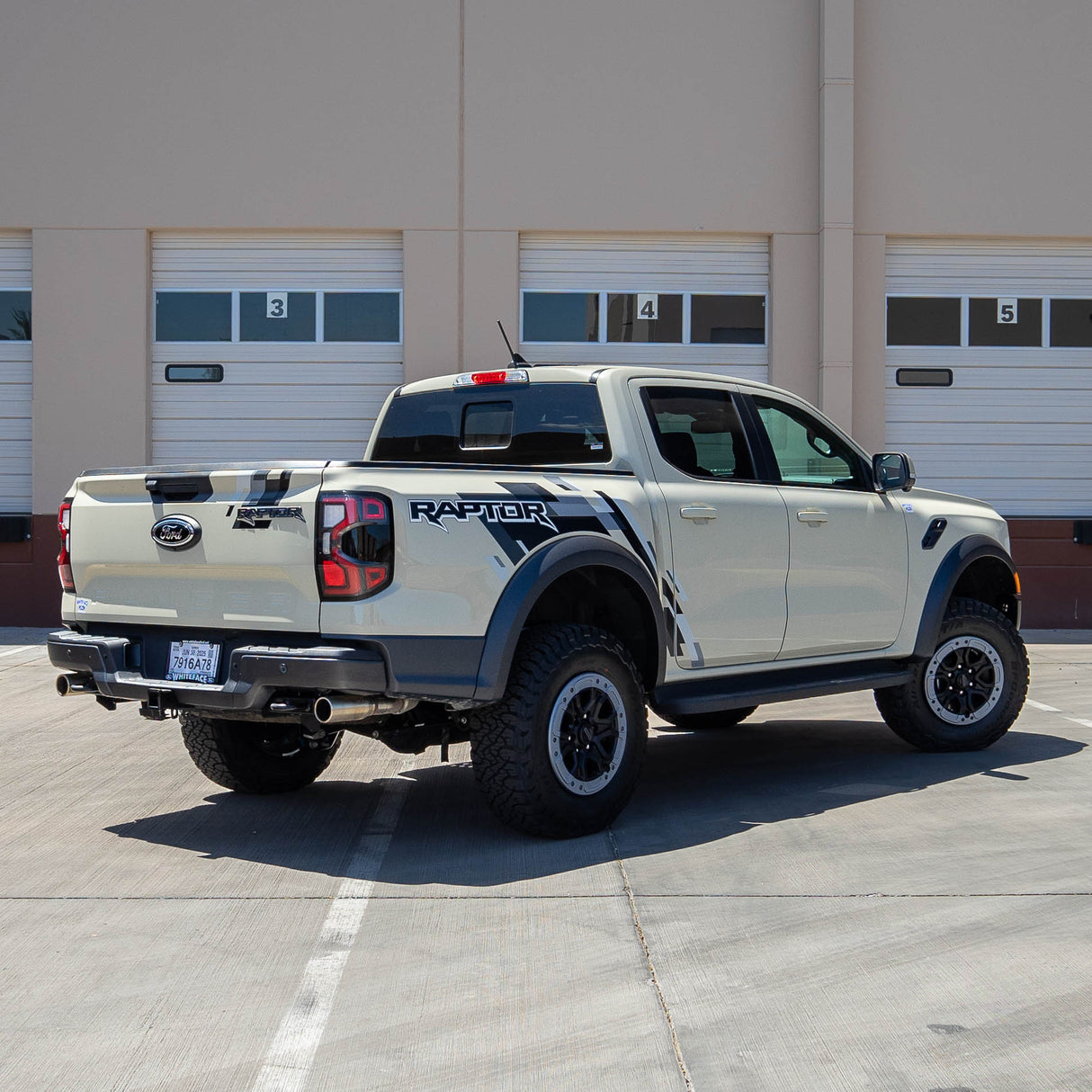 2024+ Ranger Raptor 2.5 IBP King Shocks with Compression Adjusters - Complete Package