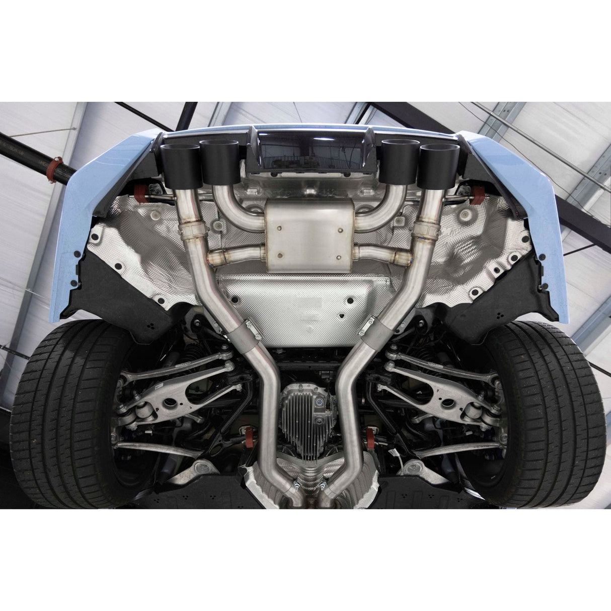 Dinan G87 M2 Experience Package by Dinan G87-M2-E-GBGA