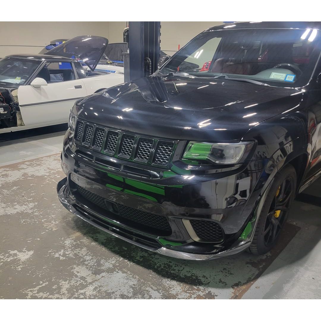 2017-2021 Jeep Grand Cherokee Trackhawk - Carbon Fiber Front Splitter