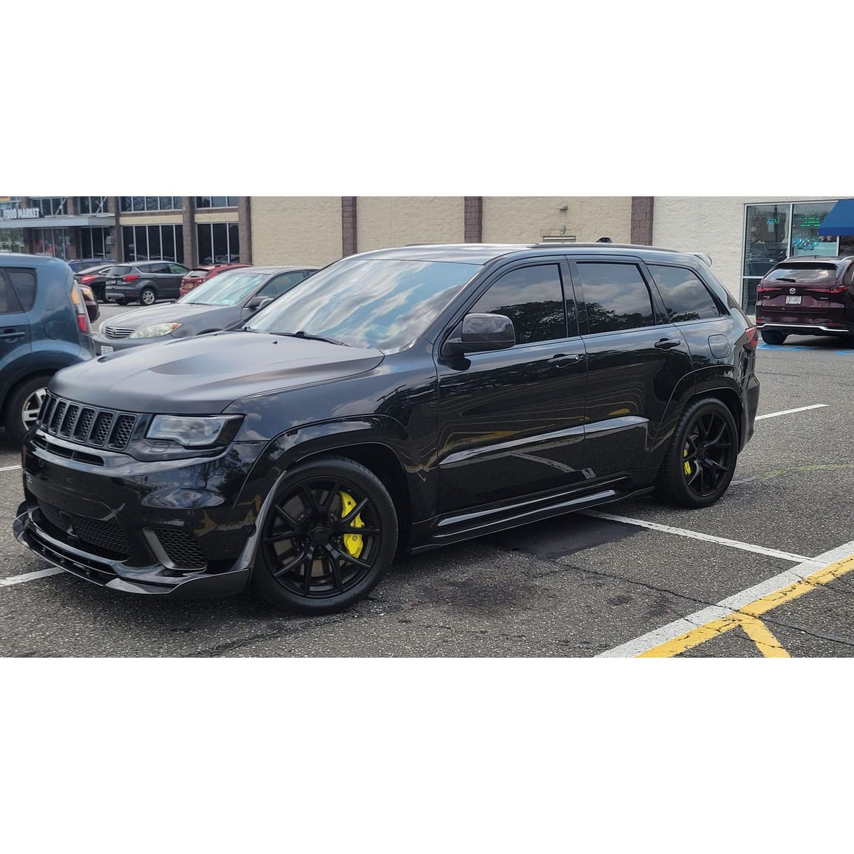 2017-2021 Jeep Grand Cherokee Trackhawk - Carbon Fiber Front Splitter