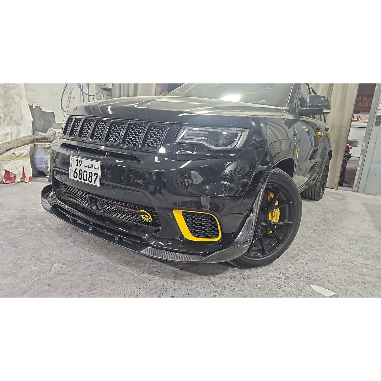 2017-2021 Jeep Grand Cherokee Trackhawk - Carbon Fiber Front Splitter