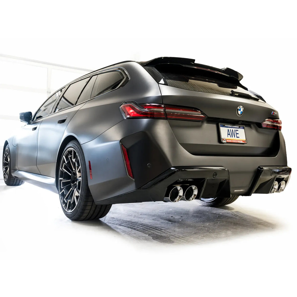 AWE BMW G90/G99 M5 Track Edition Catback Exhaust - Chrome Silver Tips