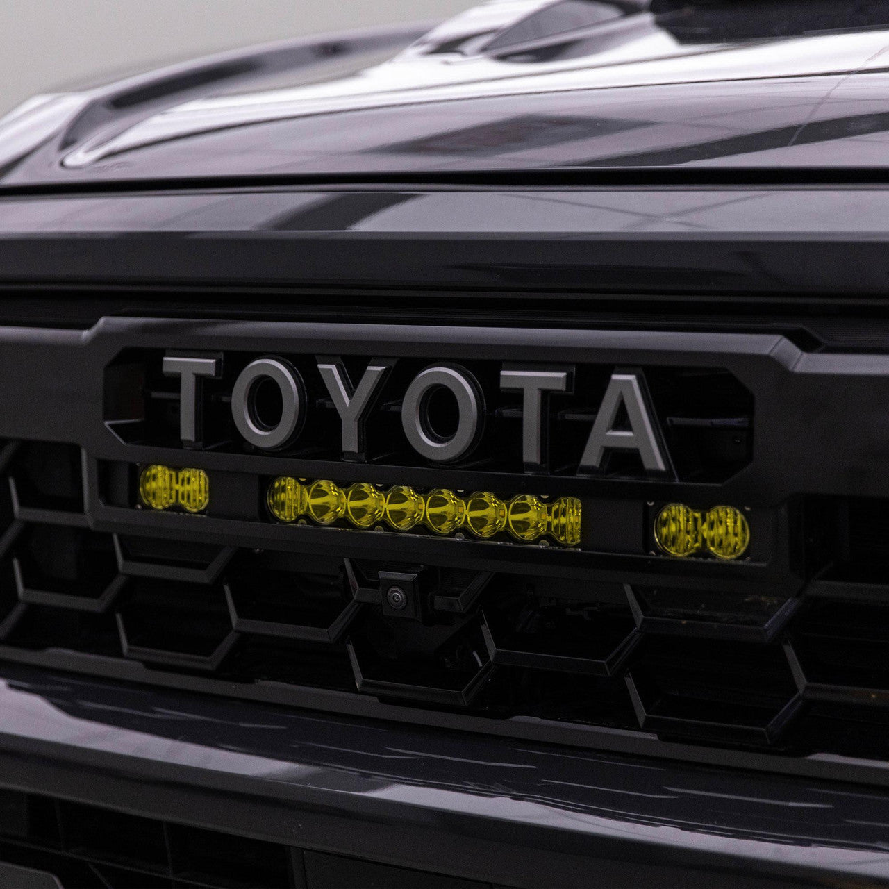 Baja Designs 2024+ Toyota Tacoma (Incl. TRD Pro) 10in S8/S2 Pro Grille Kit - Baja Amber