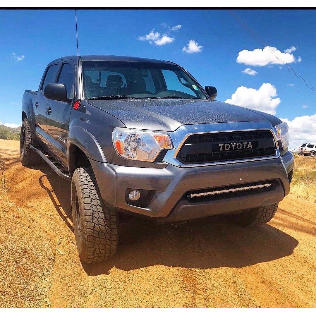 2012-2015 Toyota Tacoma | Pro Style Grille