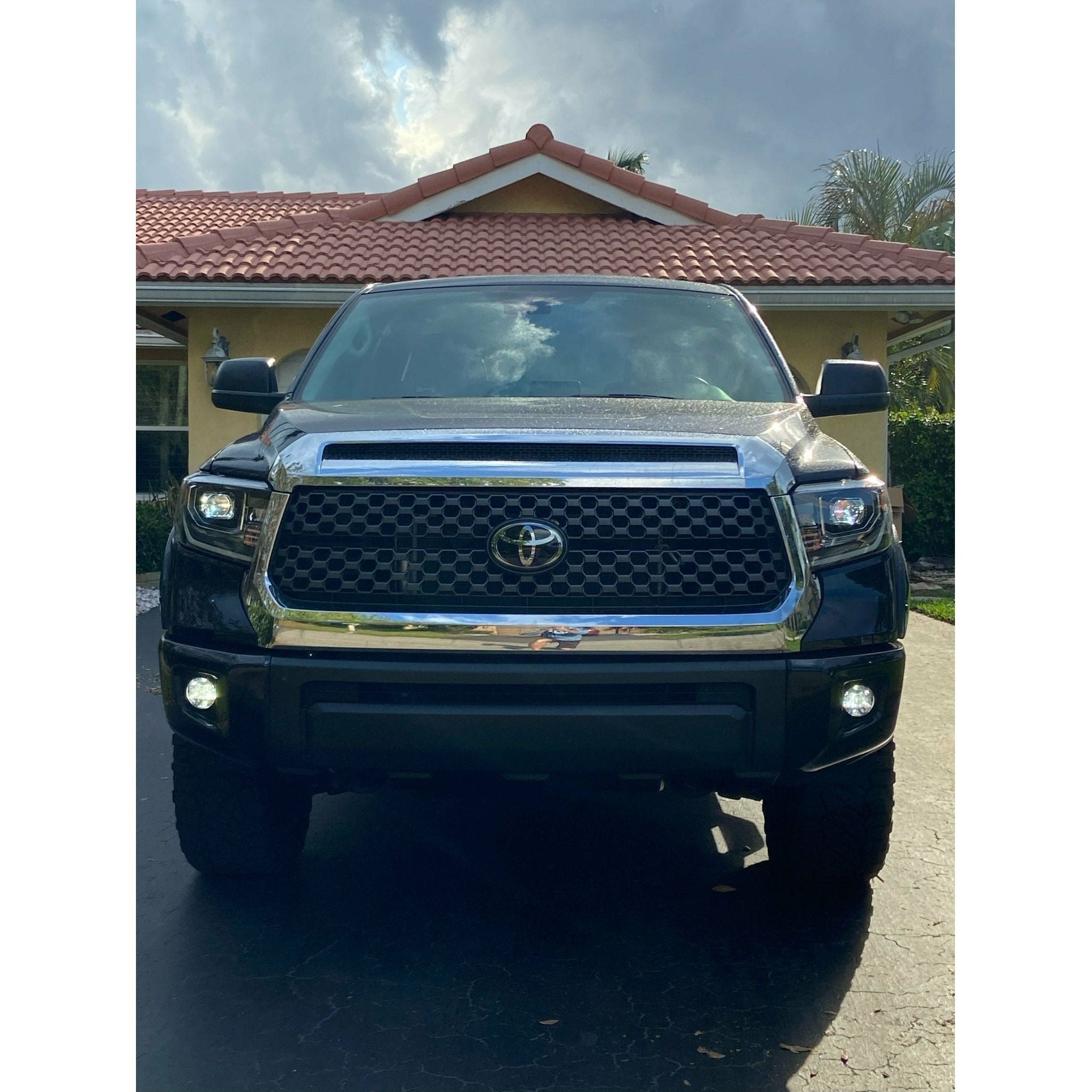 2014-2021 Toyota Tundra | AlphaRex LUXX-Series G2 LED Projector