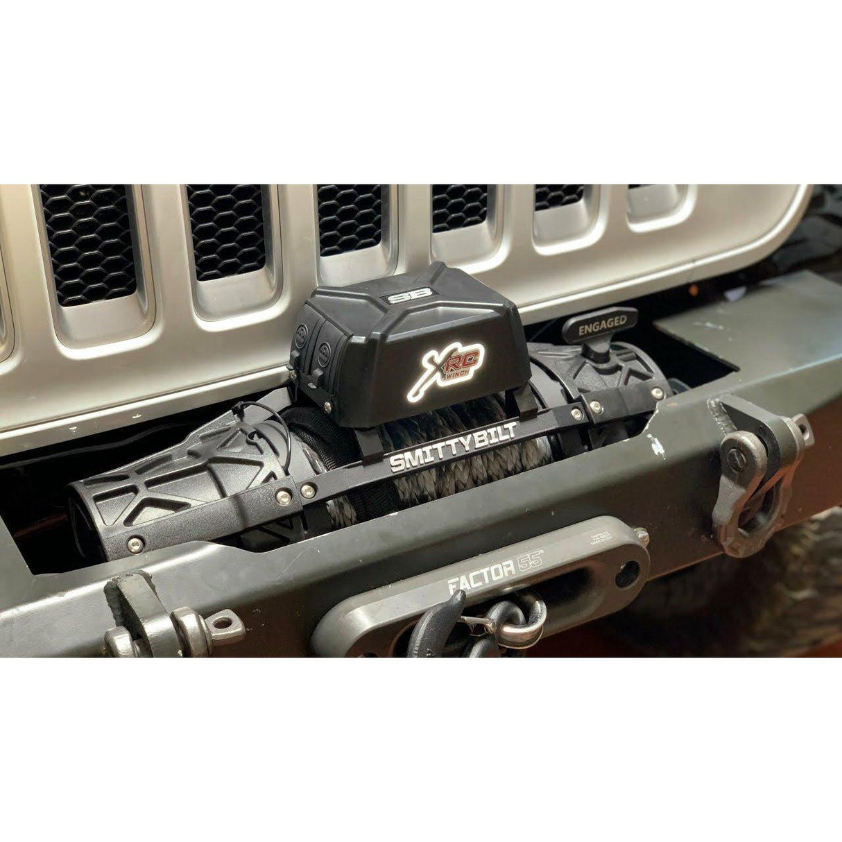 Smittybilt XRC Gen3 9.5K Comp Series Winch with Synthetic Cable - 98695 - Truck Accessories Guy