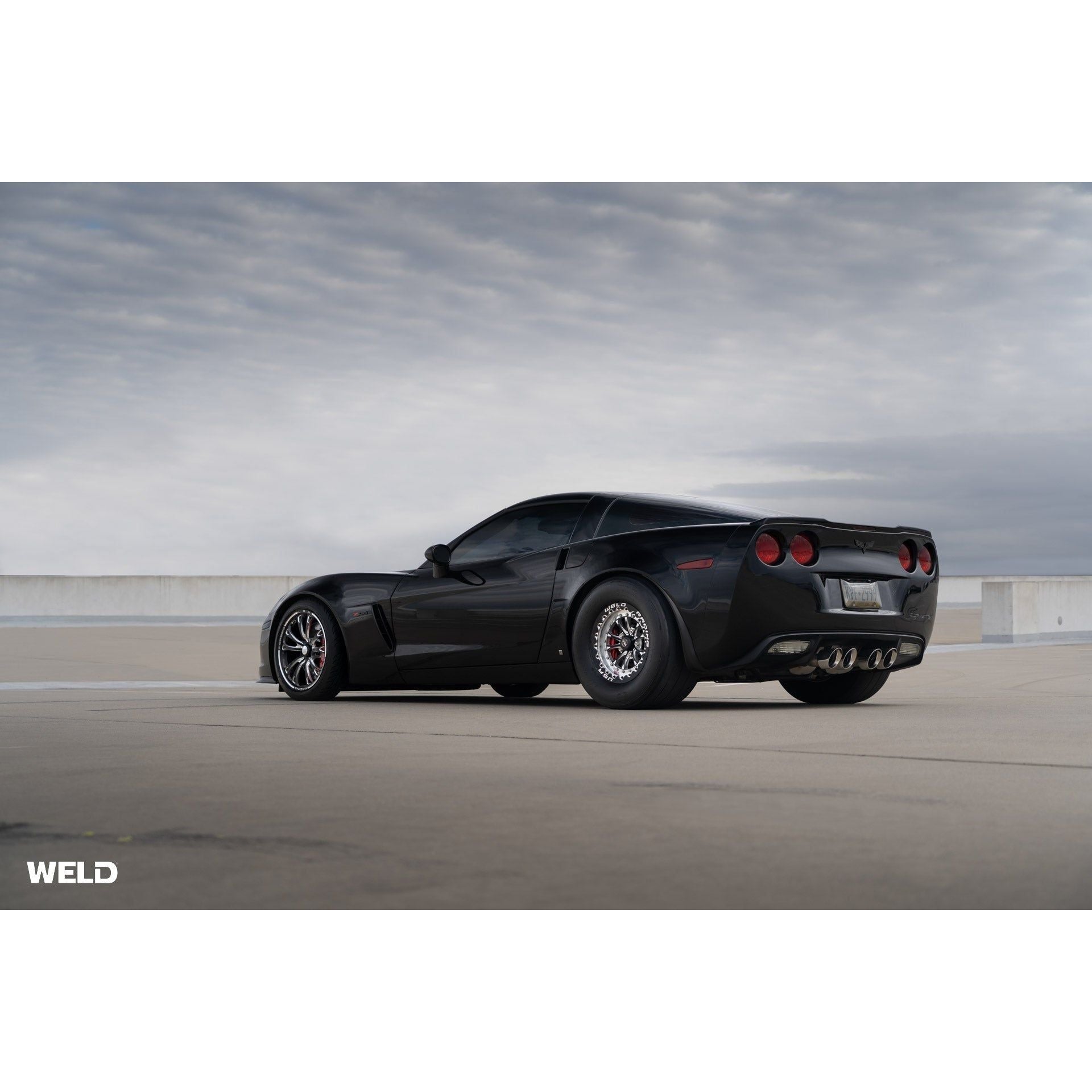 Weld Vitesse 15x10 / 5x4.75 BP / 7.5in. BS Black Wheel - Black Single Beadlock MT - NP Motorsports